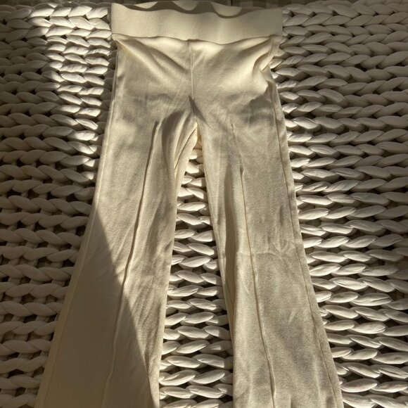 New DONNI. The Rib Kick Flare - Picture 3 of 5